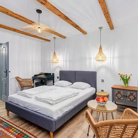 Kali Kert Vendeghaz Szentbekkalla