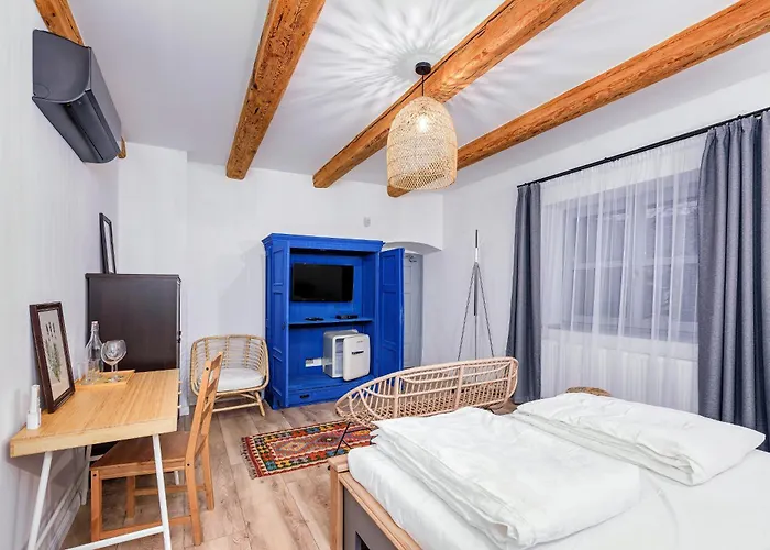 Kali Kert Vendeghaz Konukevi *