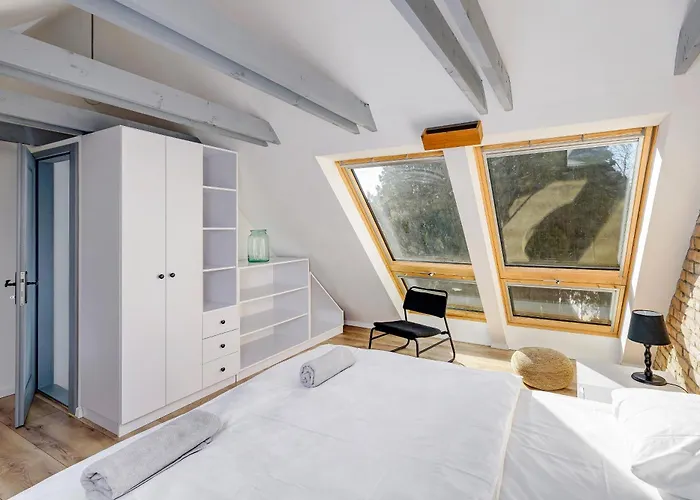 Kali Kert Vendeghaz * Szentbekkalla