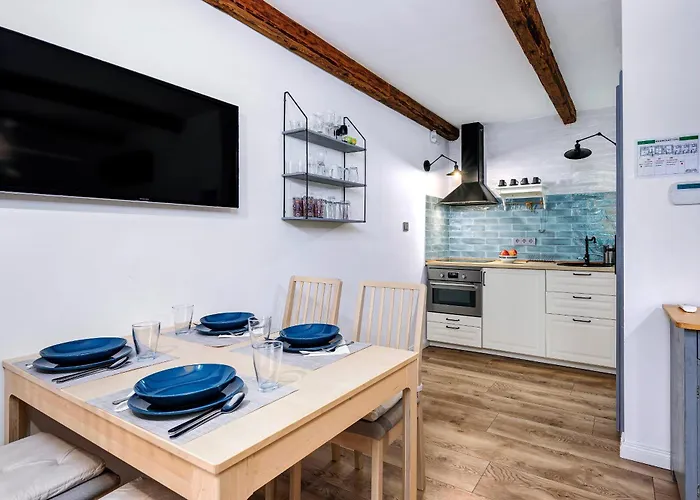 Kali Kert Vendeghaz *